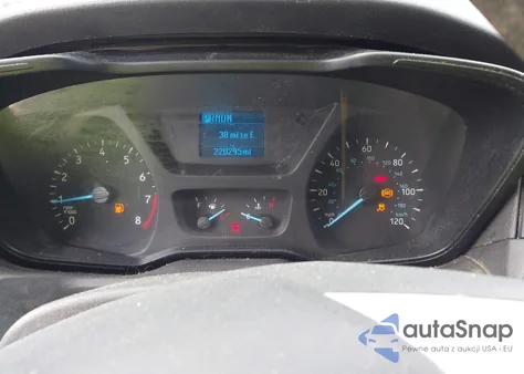 2017 Ford Transit-250 z USA, uszkodzony, nr VIN 1FTYR1CM2HKB08553